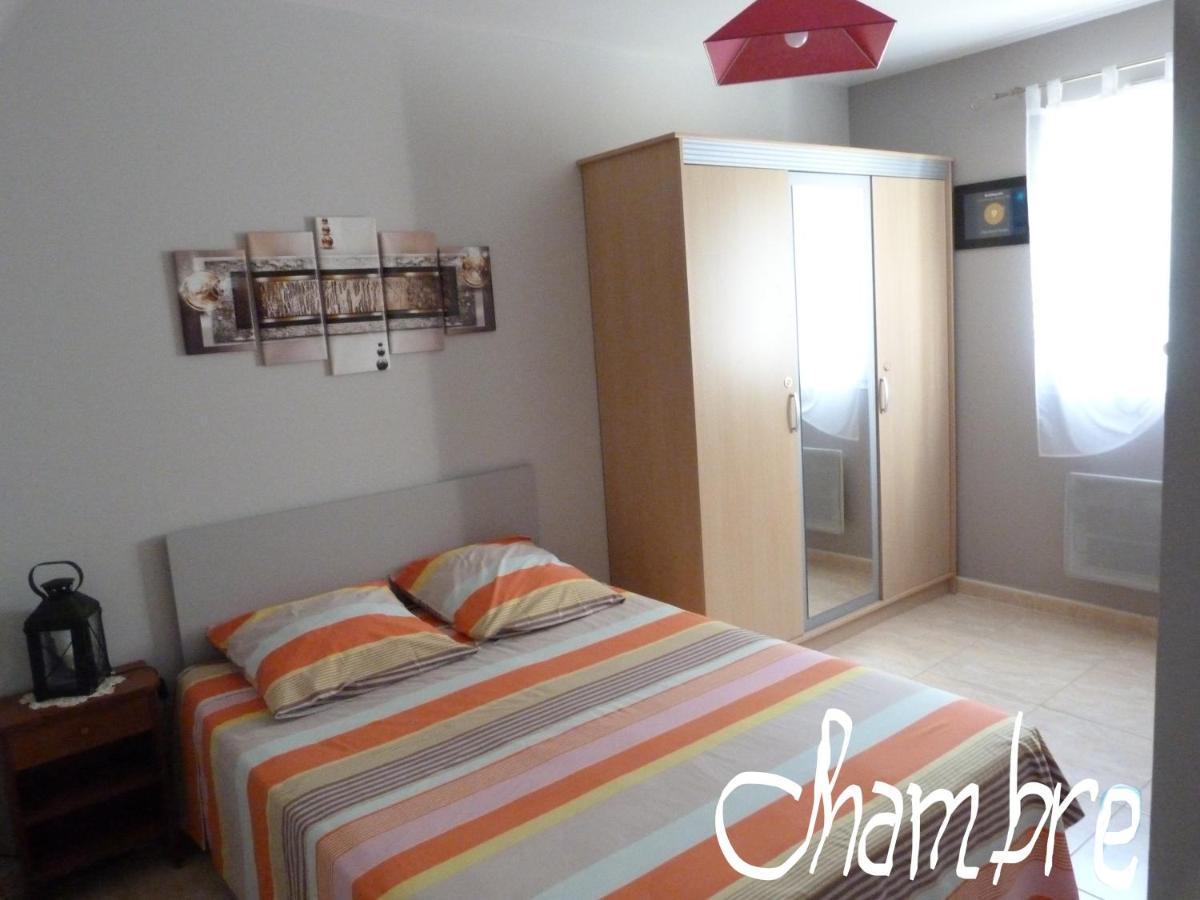 Chez Patrick Roujan Bed & Breakfast Dış mekan fotoğraf