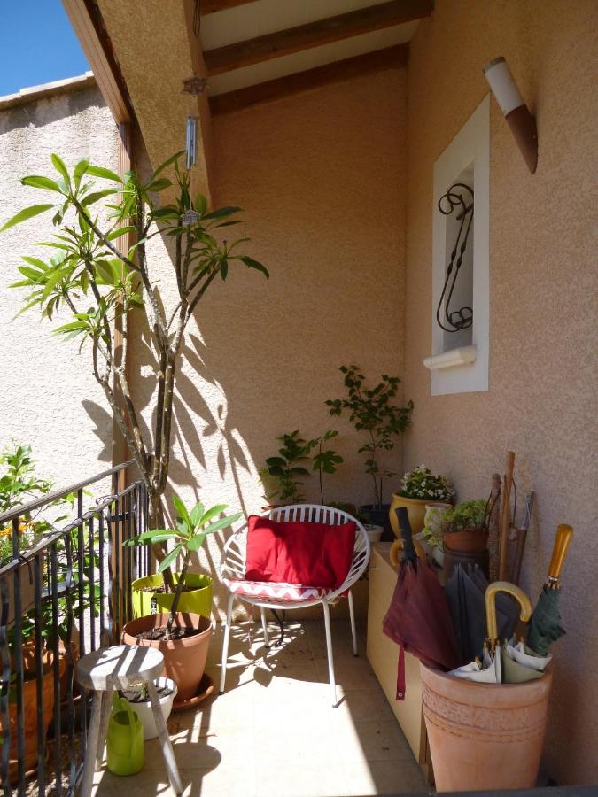 Chez Patrick Roujan Bed & Breakfast Dış mekan fotoğraf
