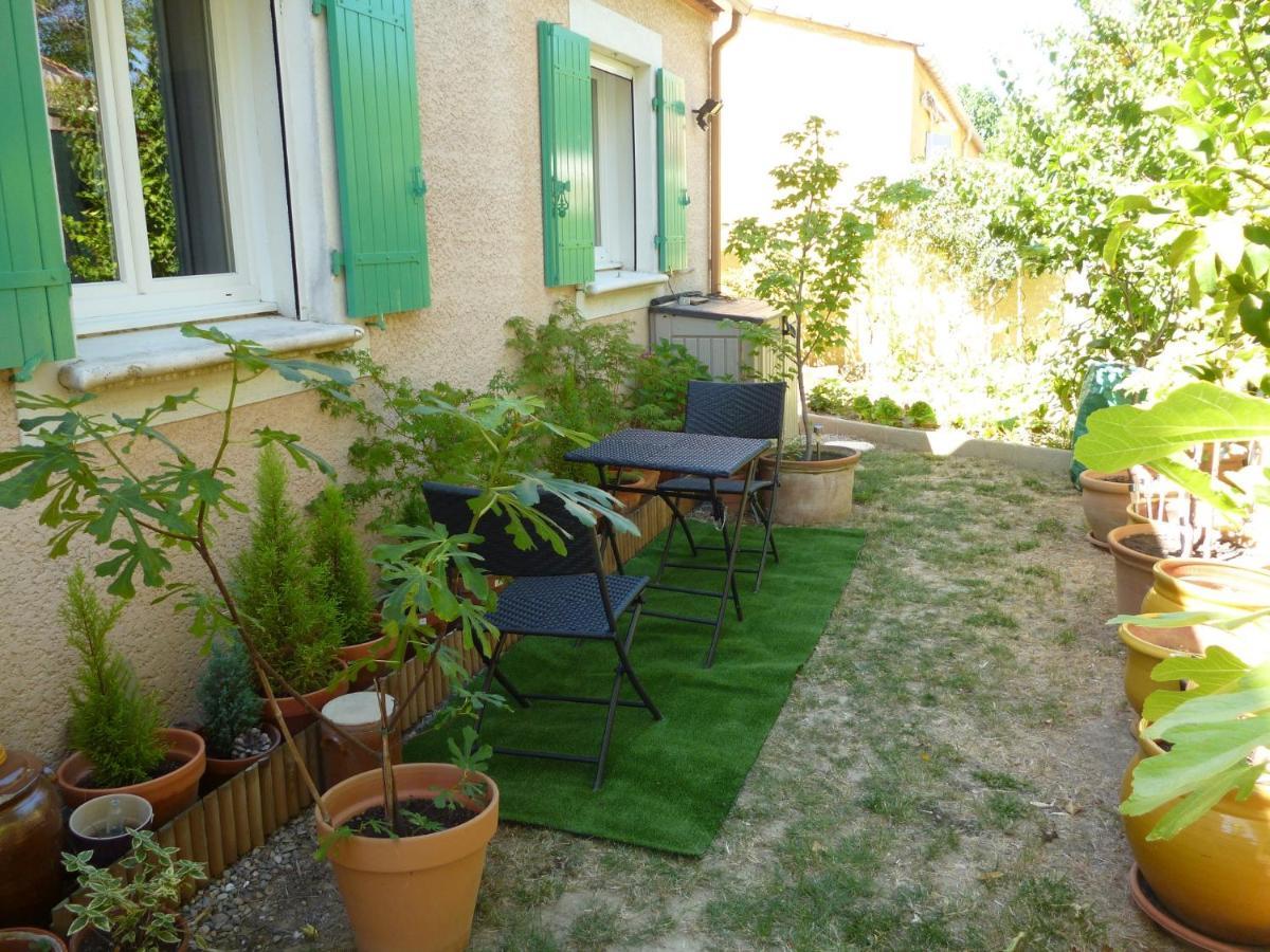Chez Patrick Roujan Bed & Breakfast Dış mekan fotoğraf