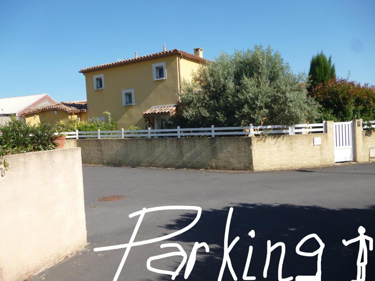 Chez Patrick Roujan Bed & Breakfast Dış mekan fotoğraf