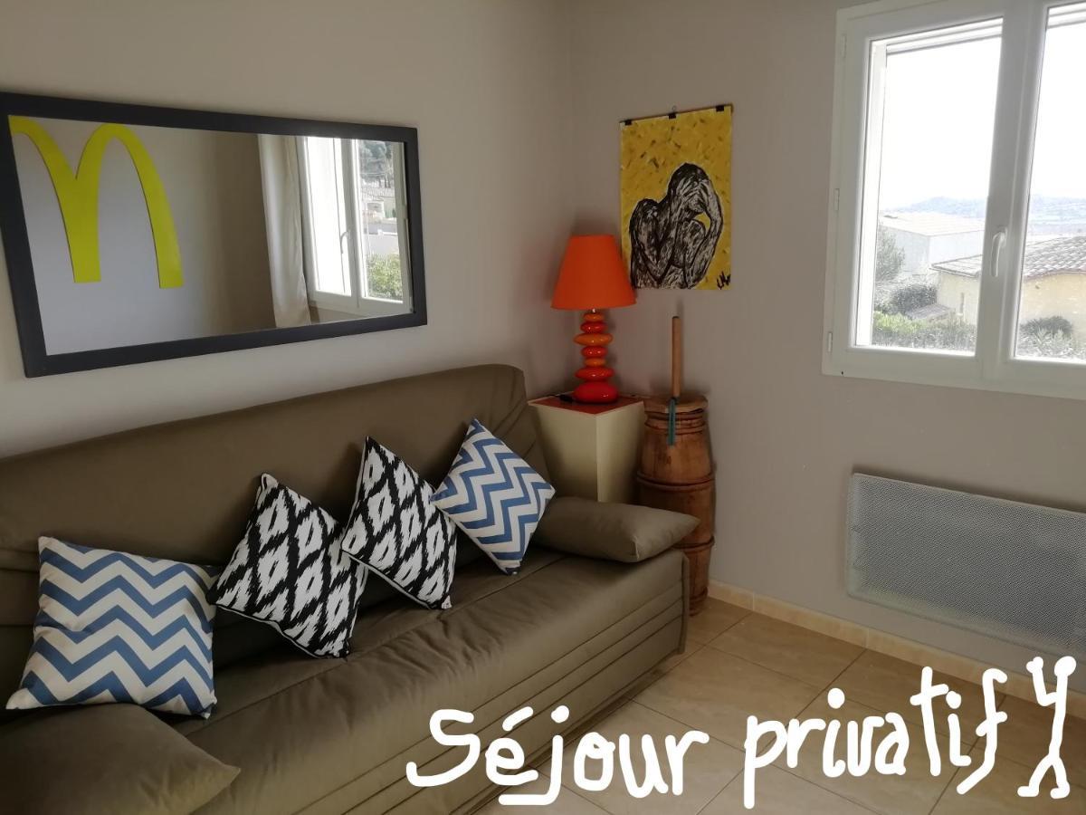 Chez Patrick Roujan Bed & Breakfast Dış mekan fotoğraf